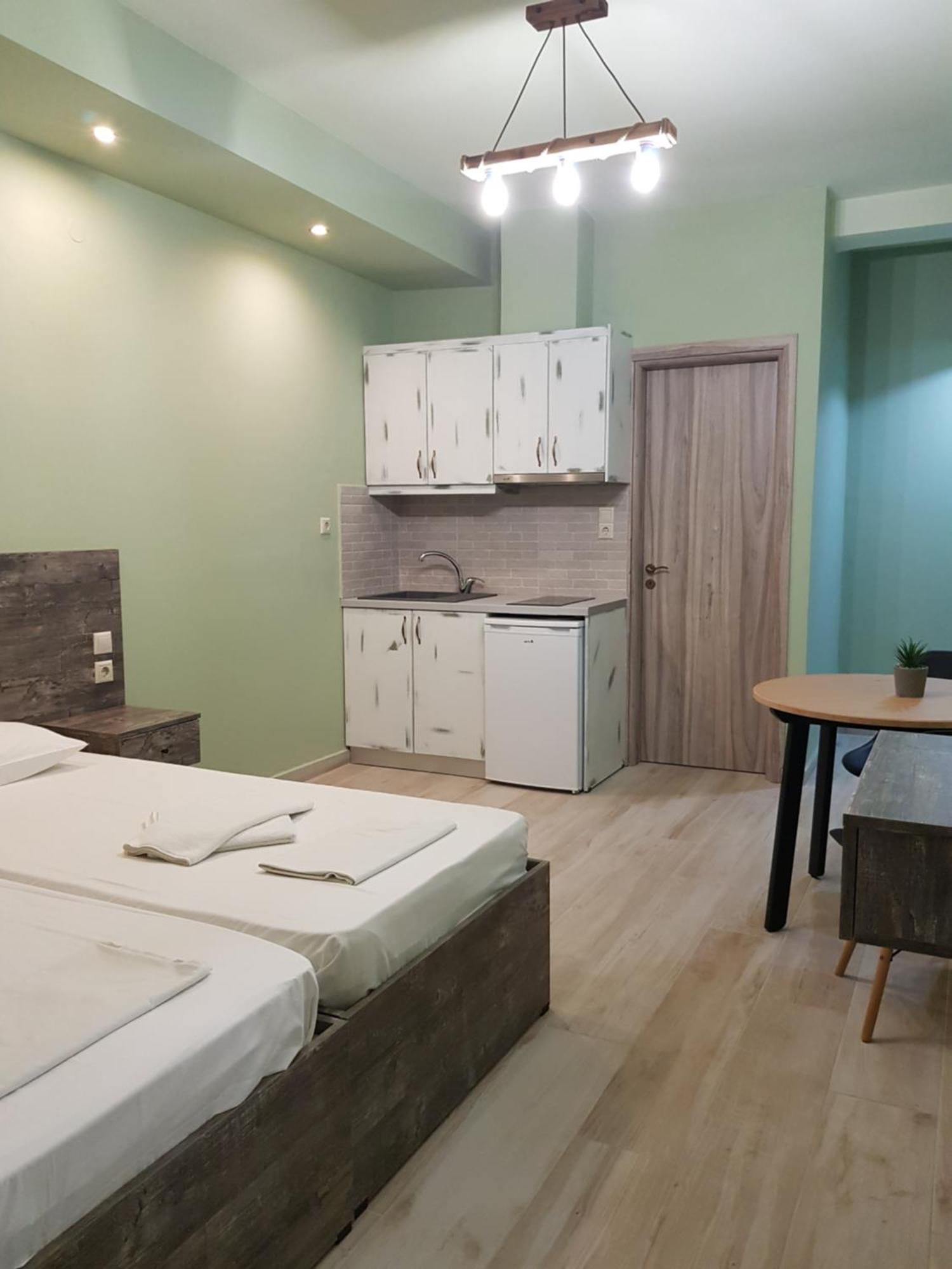 Poppy Beloni Aparthotel Ханя Екстериор снимка