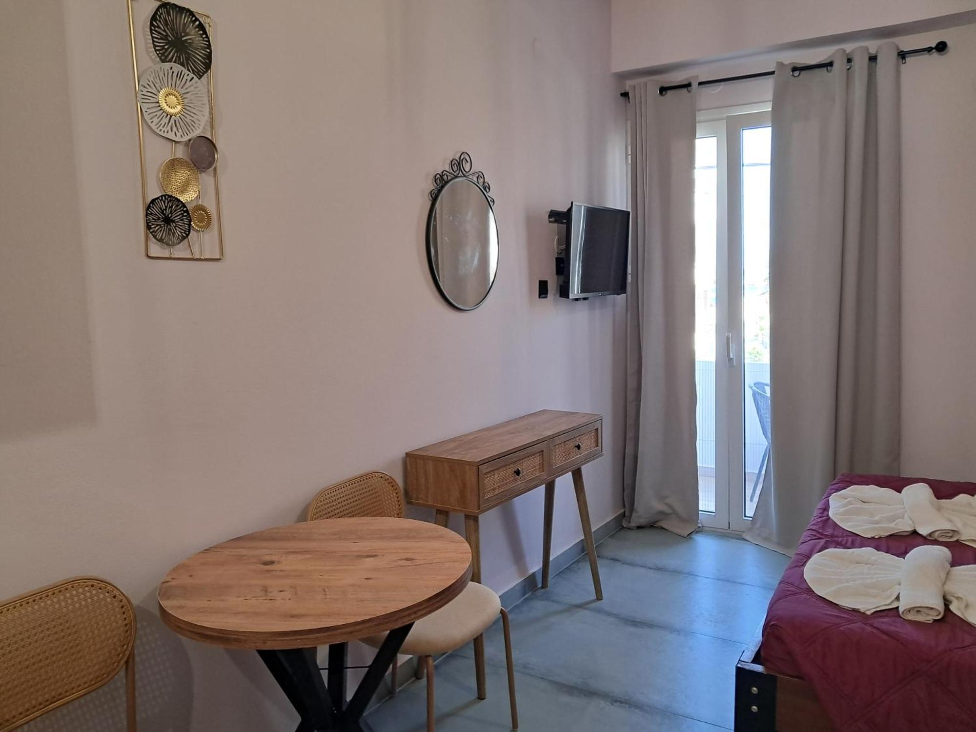Poppy Beloni Aparthotel Ханя Екстериор снимка