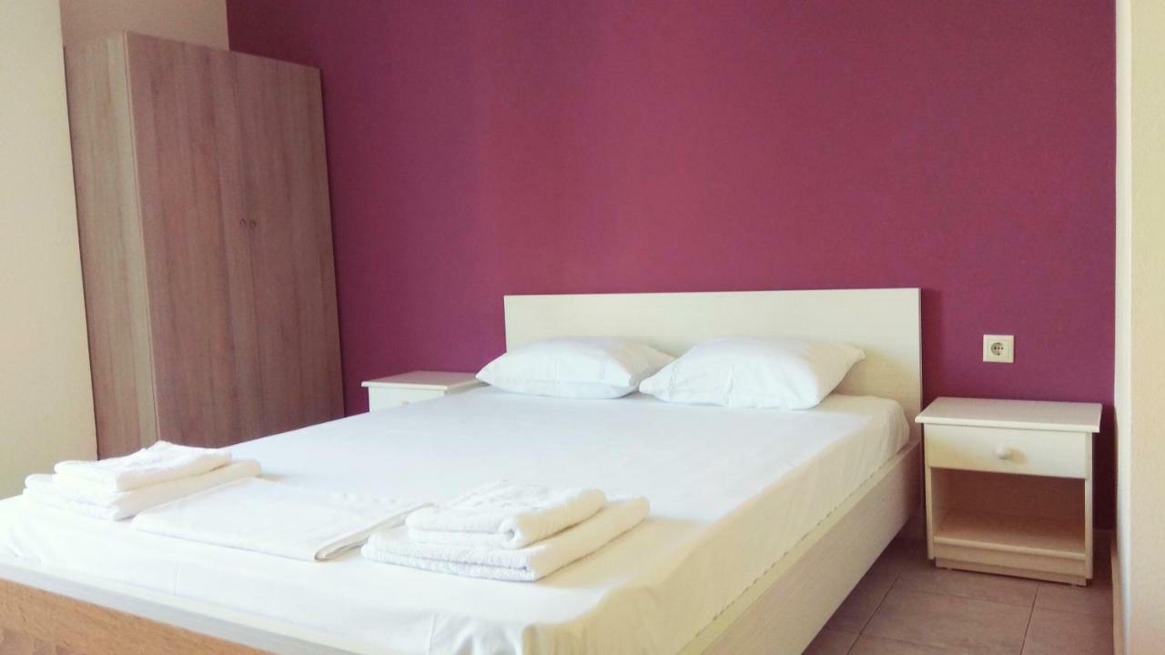 Poppy Beloni Aparthotel Ханя Екстериор снимка